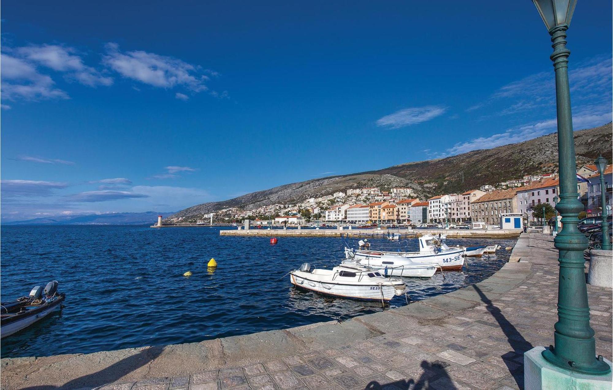 Awesome Apartment In Senj With Kitchen Extérieur photo